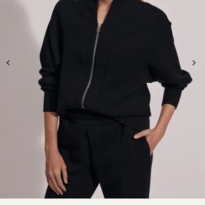 - Varley Pelham zip Jacket